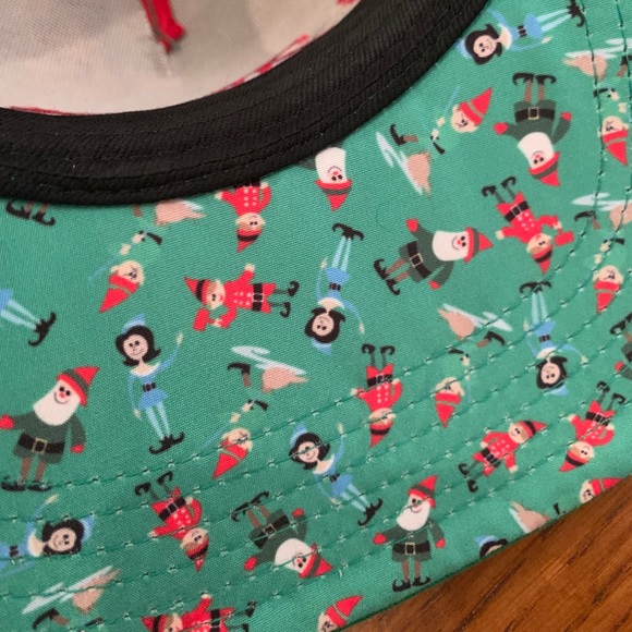 “Will Farrell” Elf Hat - Fun hat for the holidays! - Picture 2 of 4